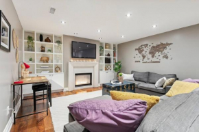 Cozy & Stylish 2br W Hot Tub & Fireplaces